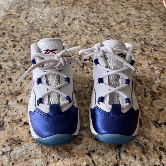 Reebok Questions - Picture 2 of 7